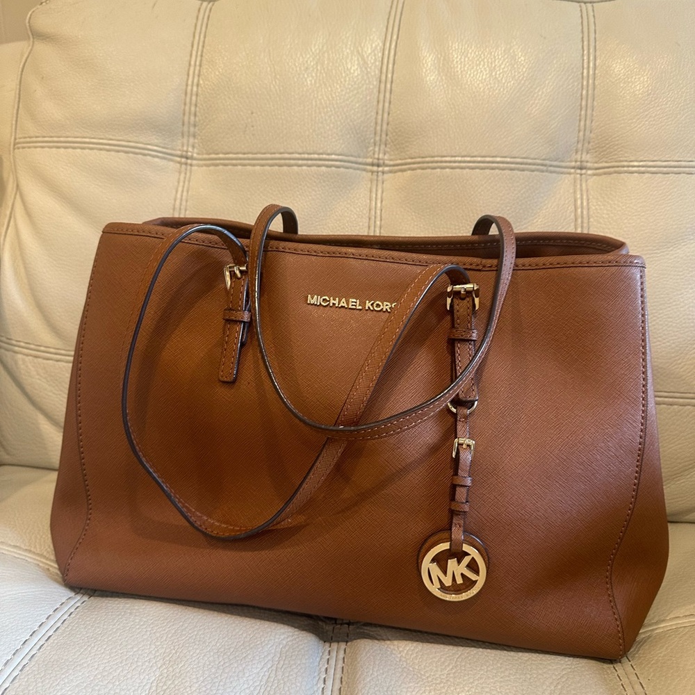 Michael Kors Brown Leather Tote Bag In excellent Condition